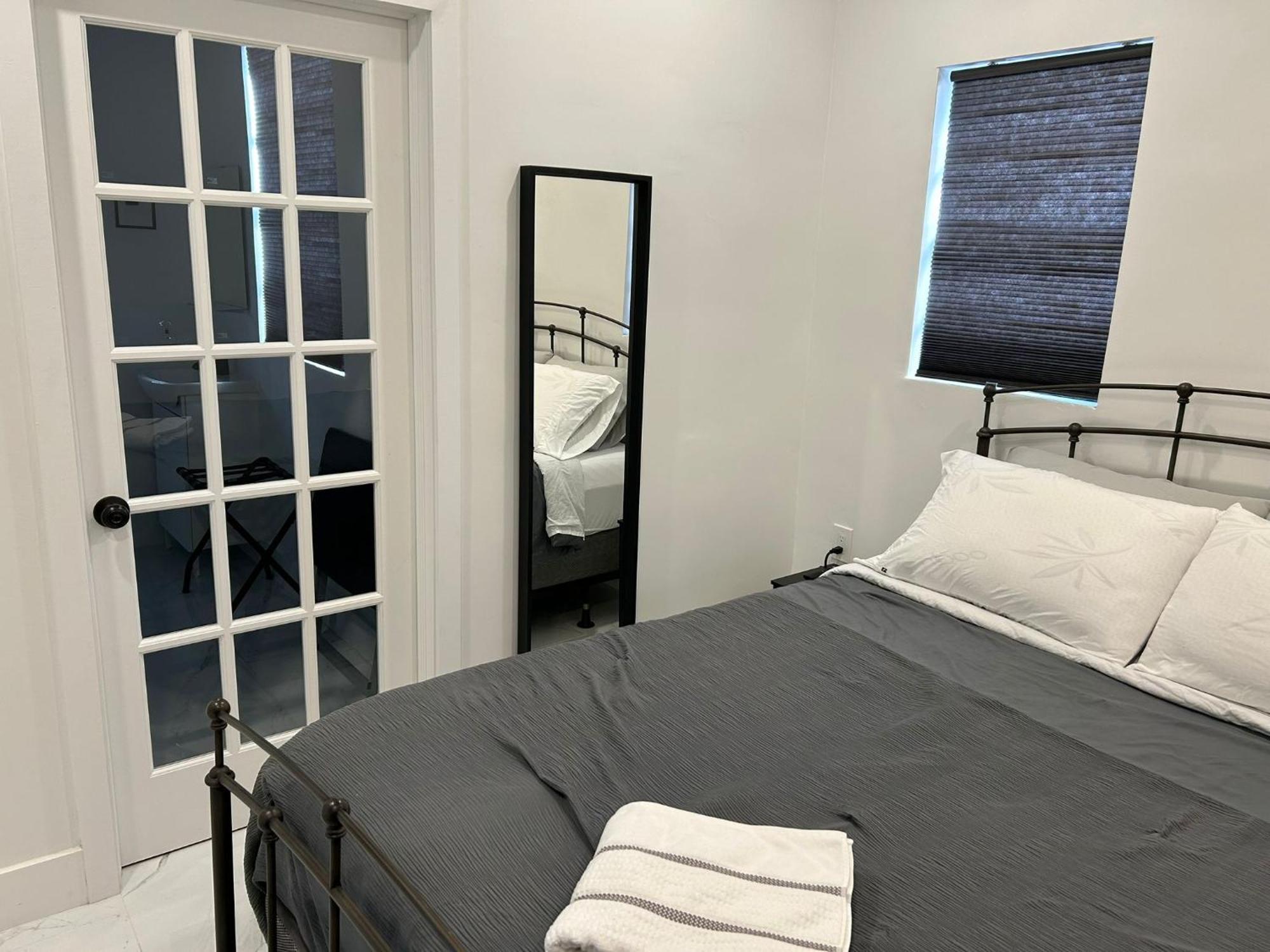 Private Rooms Close To Miami Airport - Free Parking - 01 Zewnętrze zdjęcie